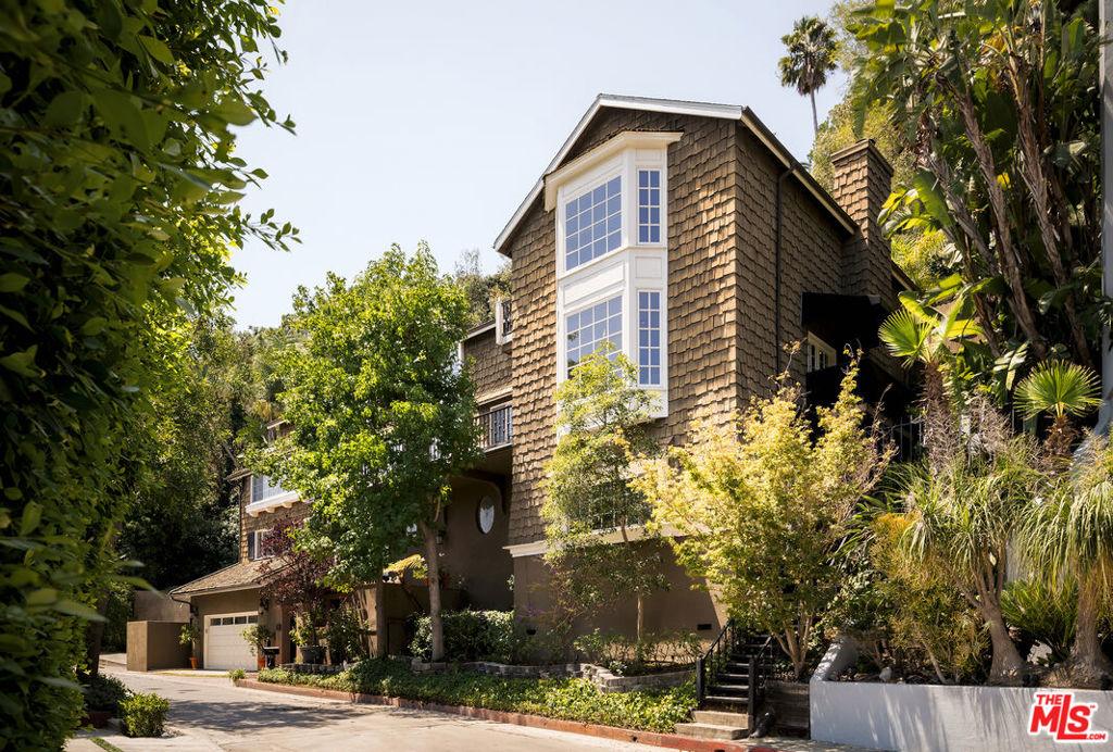 9315 Beverly Crest Drive, Los Angeles, CA 90210 — photo 1