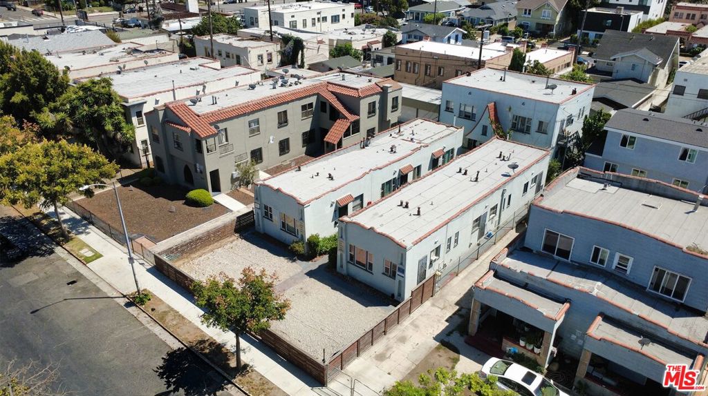 536 W 48th Street, Los Angeles, CA 90037 — photo 1