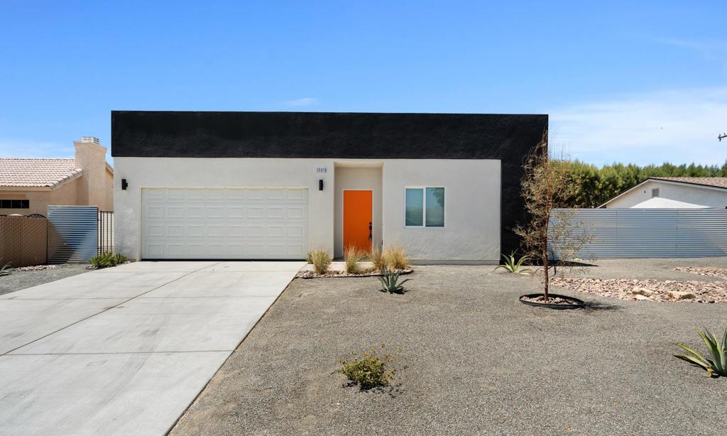 13 213 El Rio Lane, Desert Hot Springs, CA 92240 — photo 1