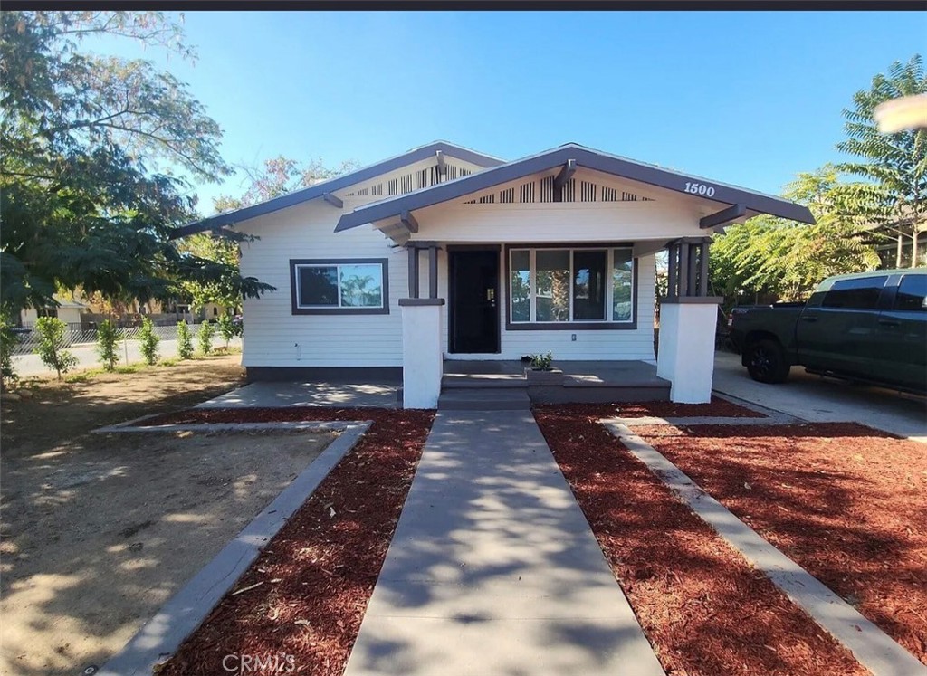 1500 Palm, Bakersfield, CA 93305 — photo 1