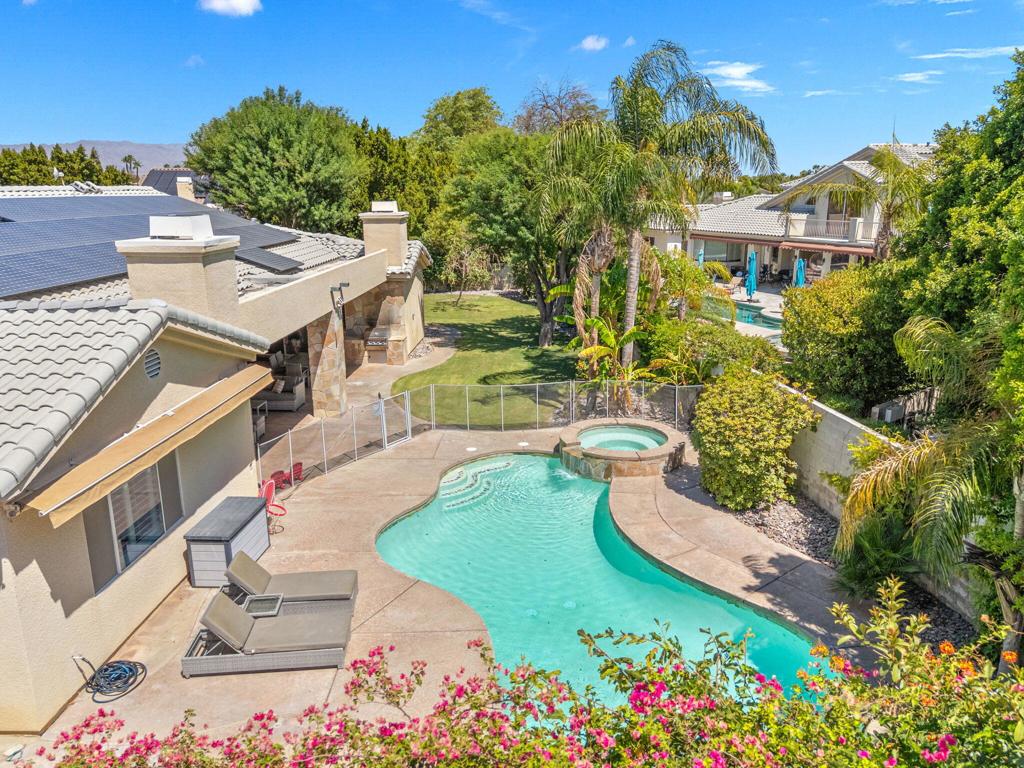 19 Sherwood Road, Rancho Mirage, CA 92270 — photo 1