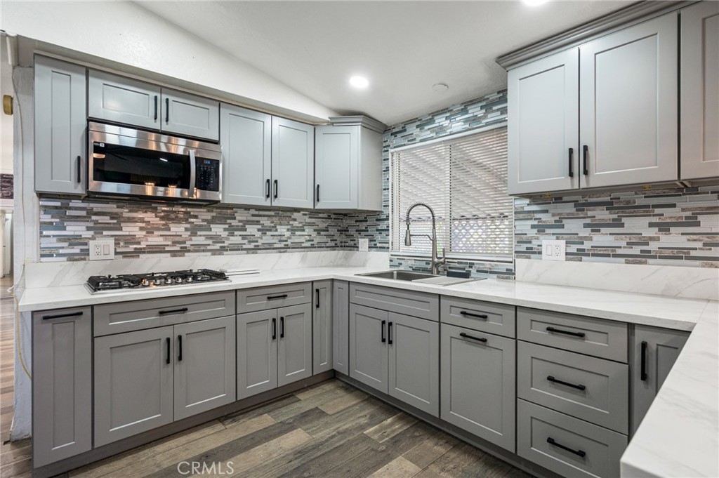 12401 Filmore Street 618, Sylmar, CA 91342 — photo 1