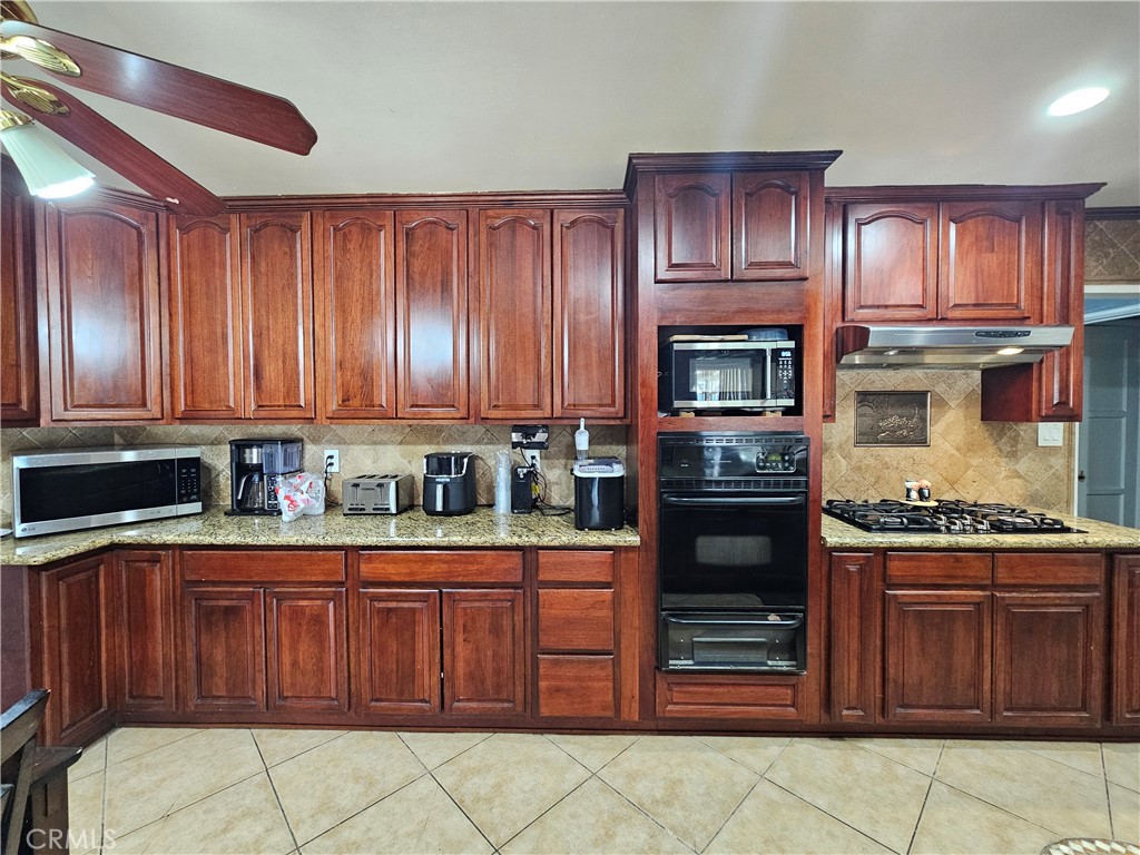 1179 N Viceroy Avenue, Covina, CA 91722 — photo 1
