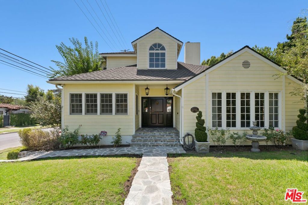 2055 Kelton Avenue, Los Angeles, CA 90025 — photo 1