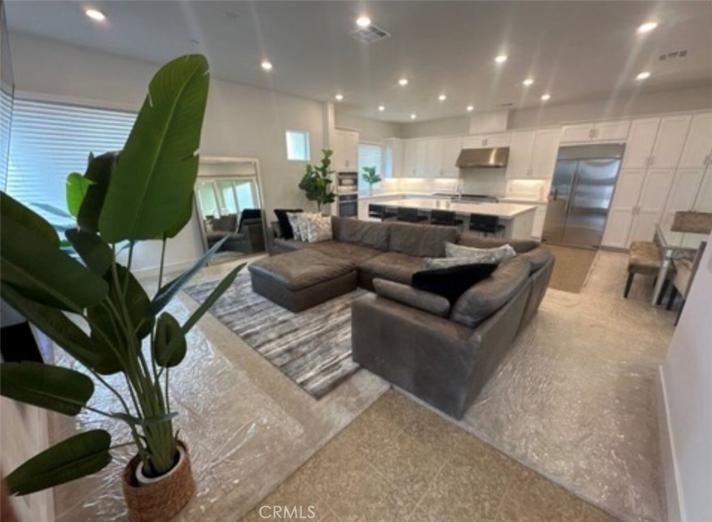 27148 Skyland, Valencia, CA 91381 — photo 1