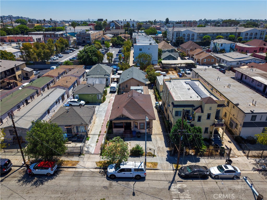 400 N St Louis, Los Angeles, CA 90033 — photo 1