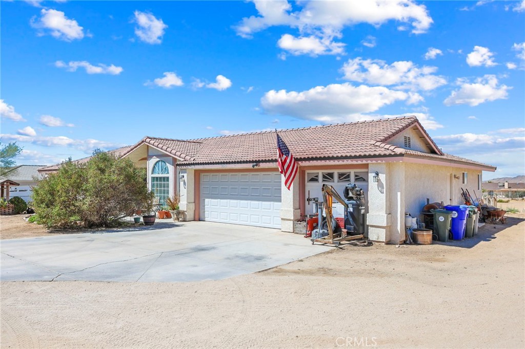 17240 Candlewood, Apple Valley, CA 92307 — photo 1