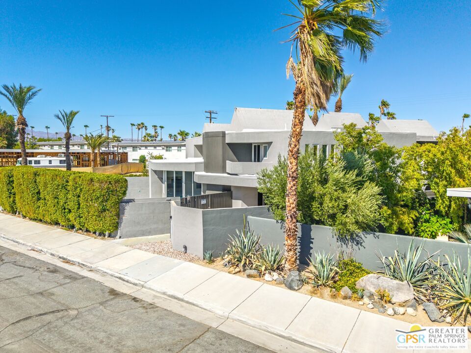 2286 N Junipero Avenue, Palm Springs, CA 92262 — photo 1