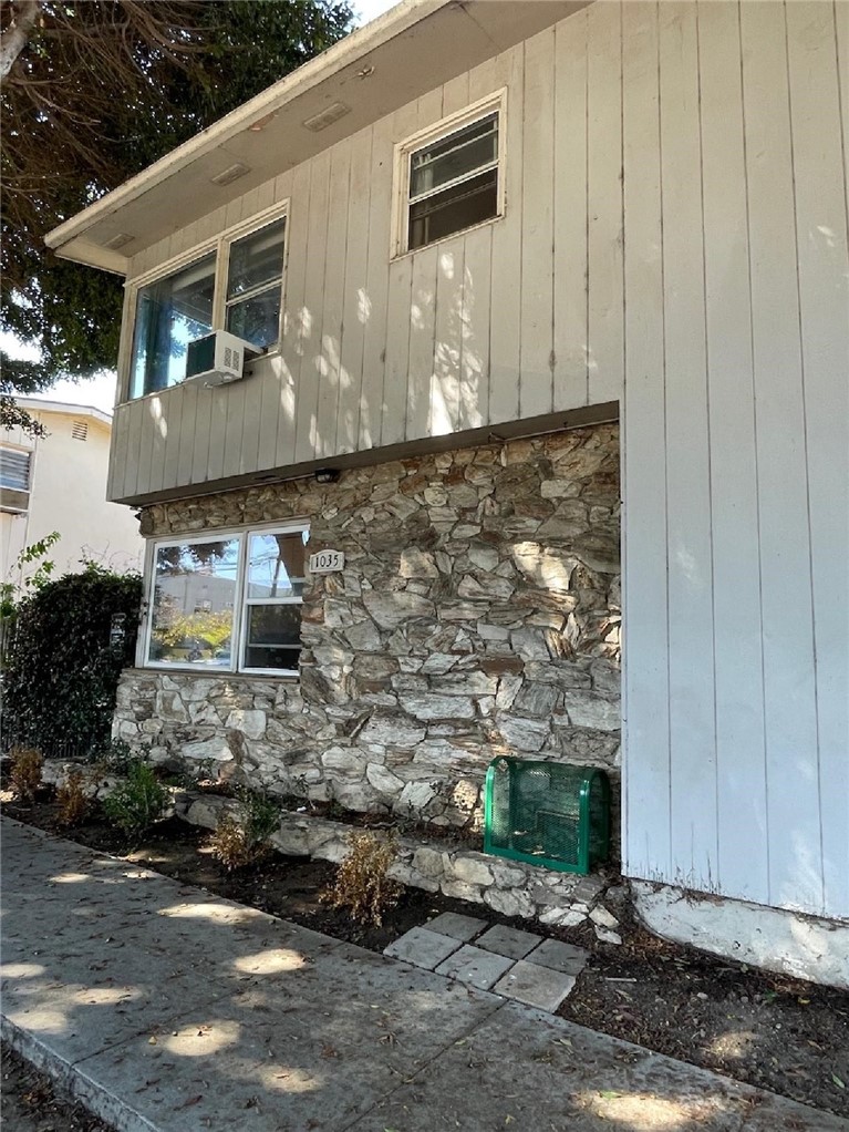 1035 E Appleton Street 2, Long Beach, CA 90802 — photo 1