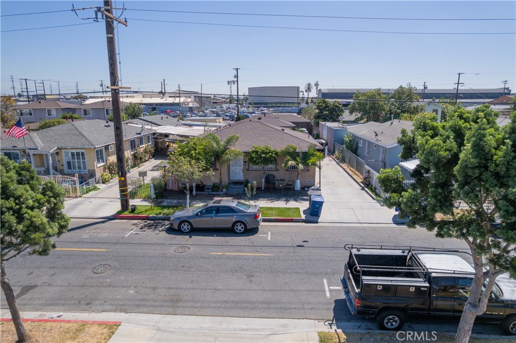 6322 Bissell Avenue