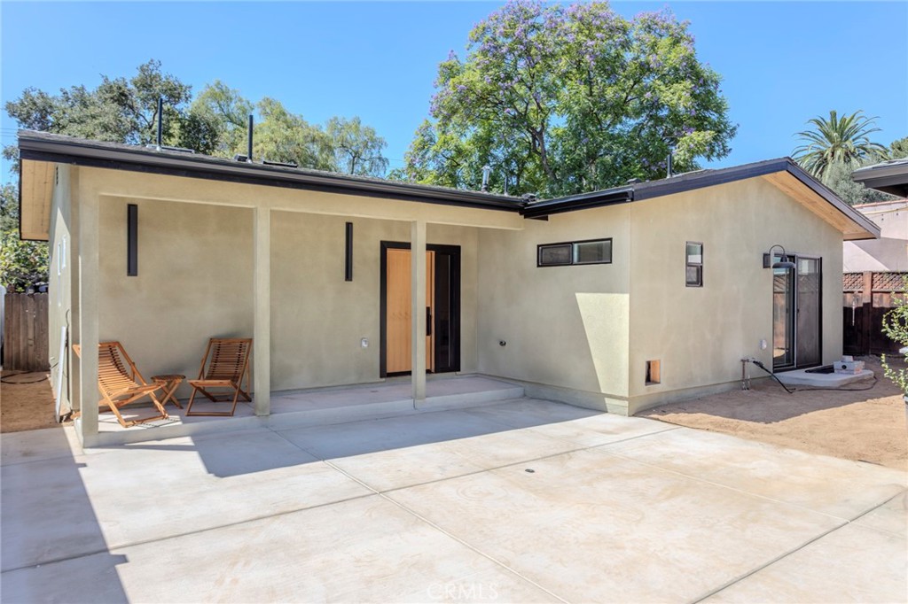 1701 N Oxford, Pasadena, CA 91104 — photo 1