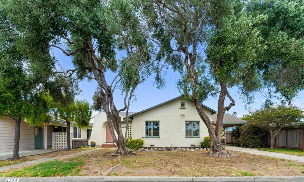 4855 Crystal Street, Capitola, CA 95010 — photo 1