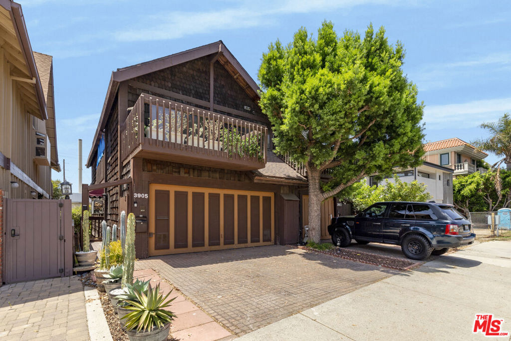 3903 Via Dolce, Los Angeles, CA 90292 — photo 1