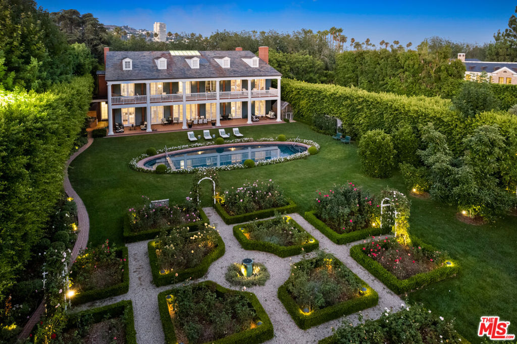805 N Alpine Drive, Beverly Hills, CA 90210 — photo 1