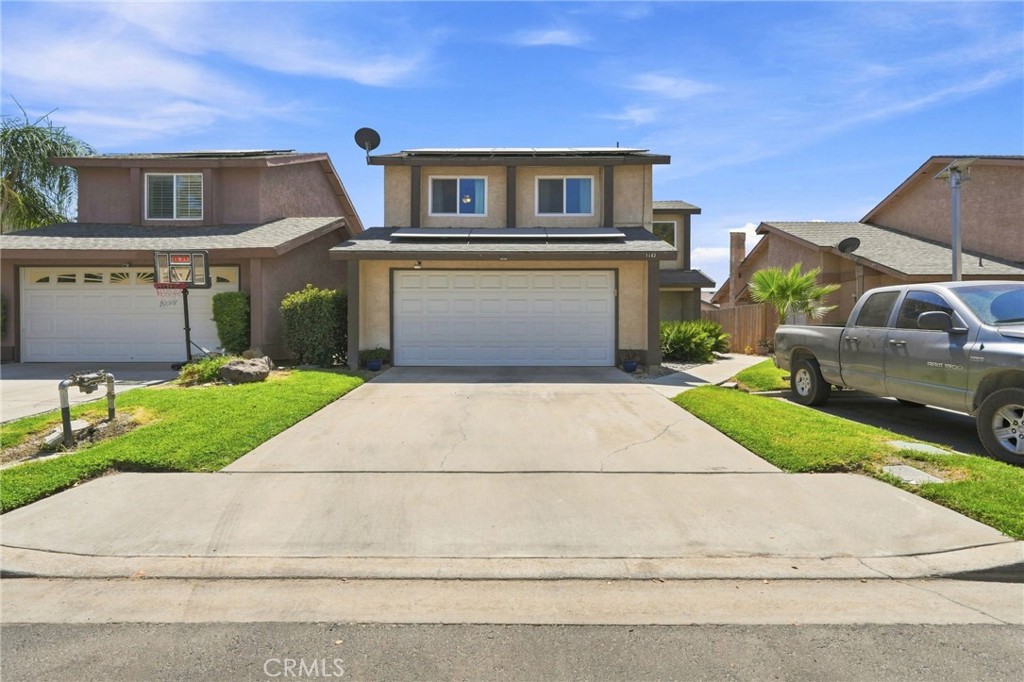 1143 E Ferguson