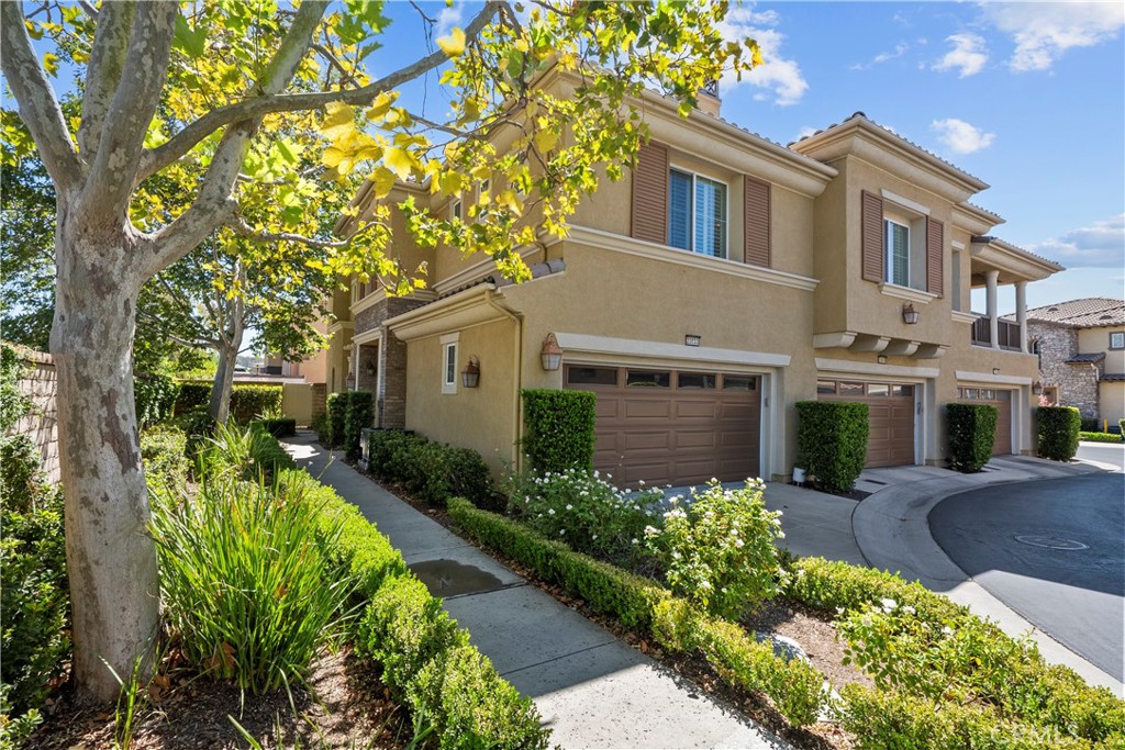23833 Toscana, Valencia, CA 91354 — photo 1