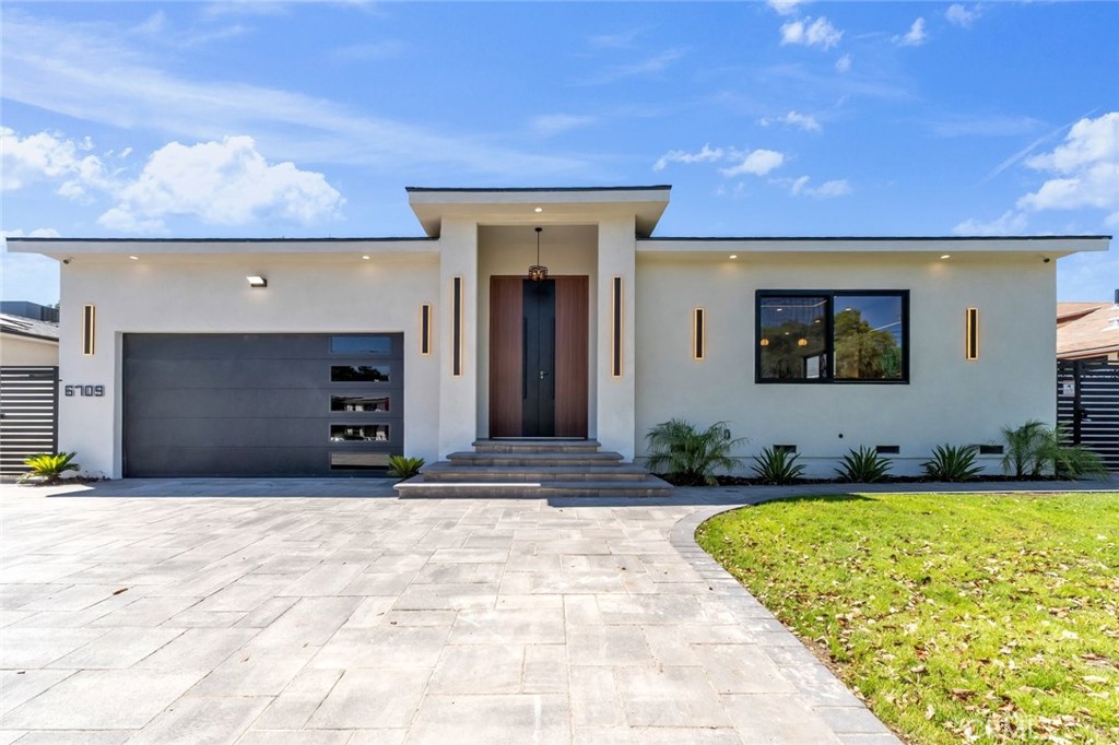 6709 Goodland Avenue, North Hollywood, CA 91606 — photo 1