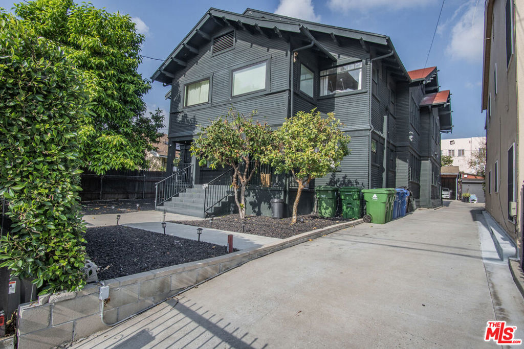 1807 Montana Street, Los Angeles, CA 90026 — photo 1