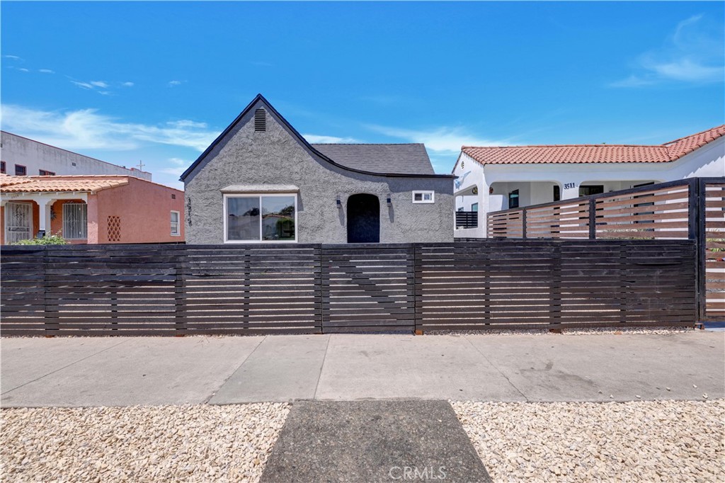 3515 S Norton, Los Angeles, CA 90018 — photo 1