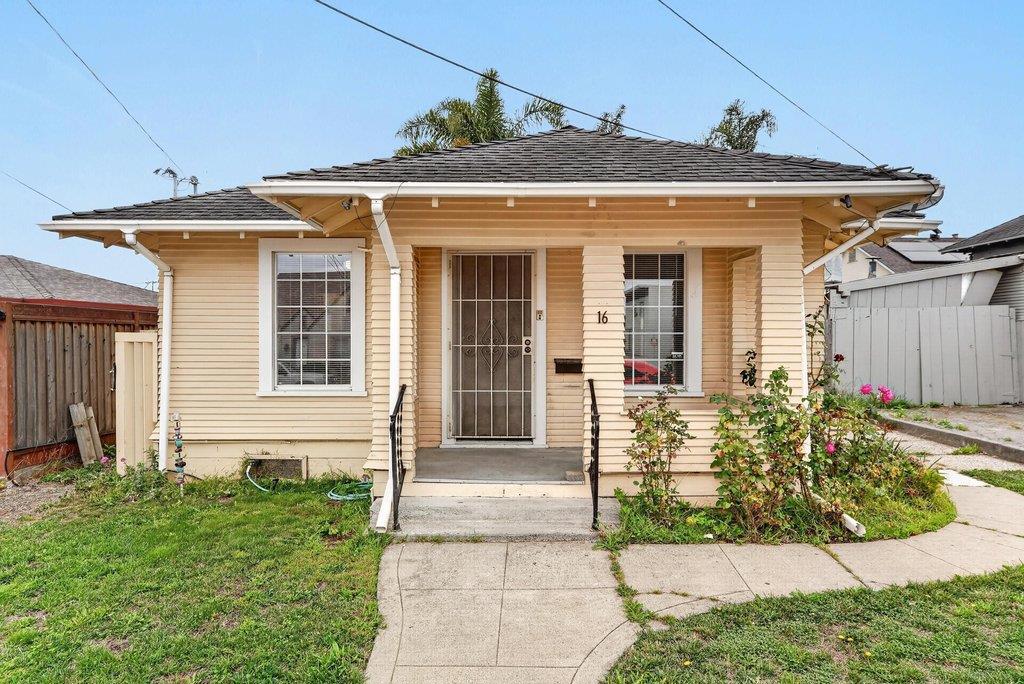 16 Stanford Street, Watsonville, CA 95076 — photo 1