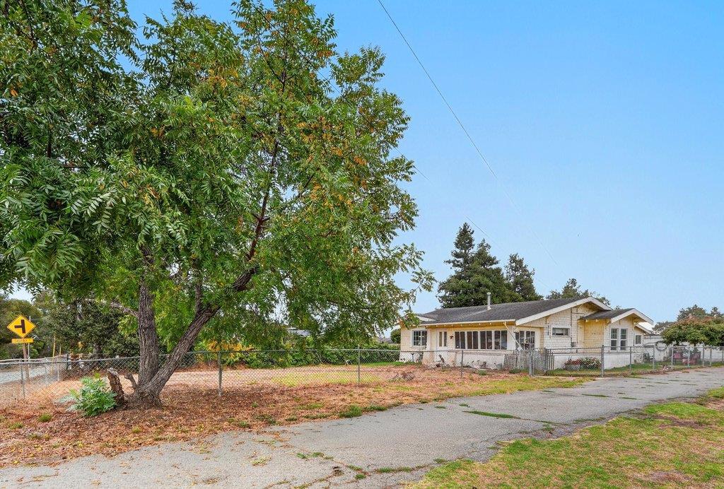897 Green Valley Road, Watsonville, CA 95076 — photo 1