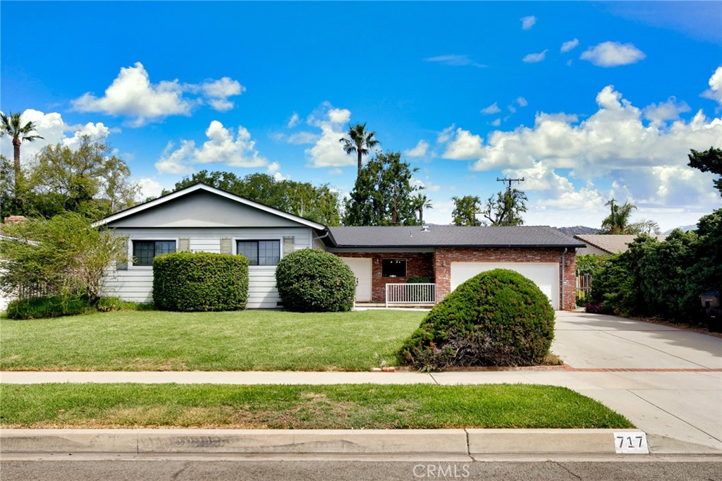 717 E Laurel Avenue, Glendora, CA 91741 — photo 1