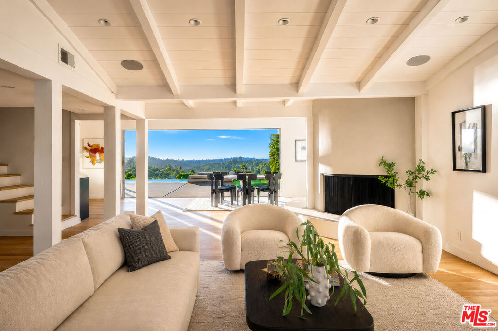 3109 Dona Susana Drive, Studio City, CA 91604 — photo 1