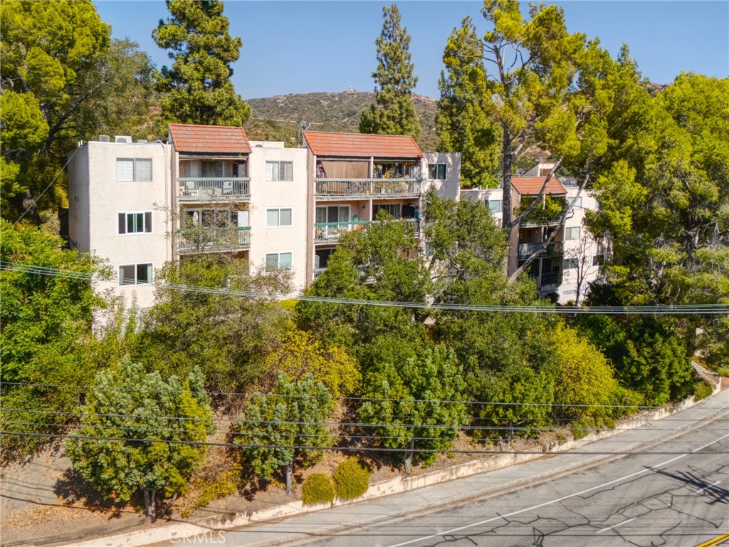 2940 N Verdugo 206, Glendale, CA 91208 — photo 1