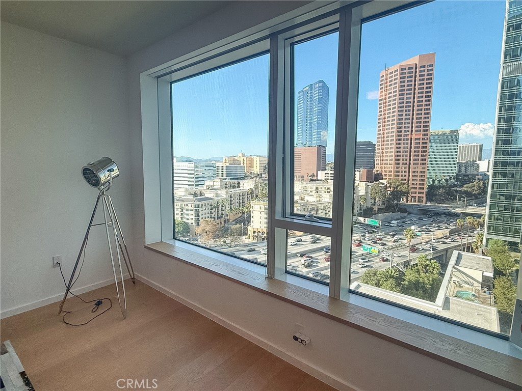 899 Francisco 1711, Los Angeles, CA 90017 — photo 1