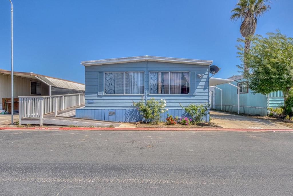 255 E Bolivar Street 119, Salinas, CA 93906 — photo 1