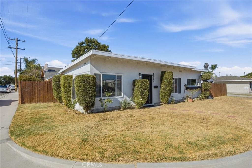 8803 Burton, Bellflower, CA 90706 — photo 1