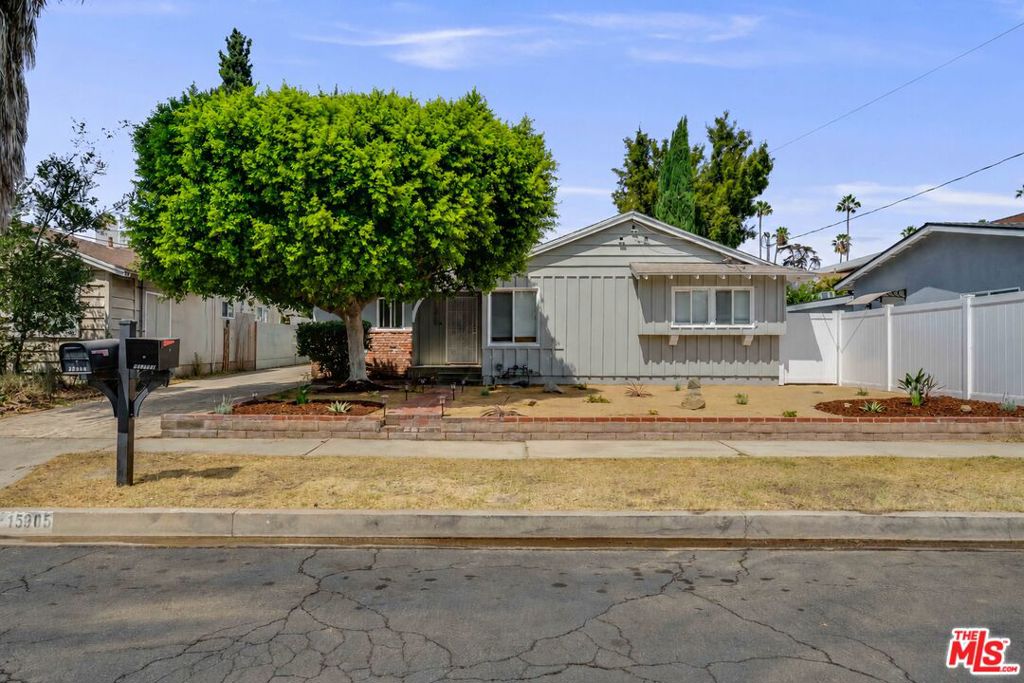 15905 Enadia Way, Los Angeles, CA 91406 — photo 1