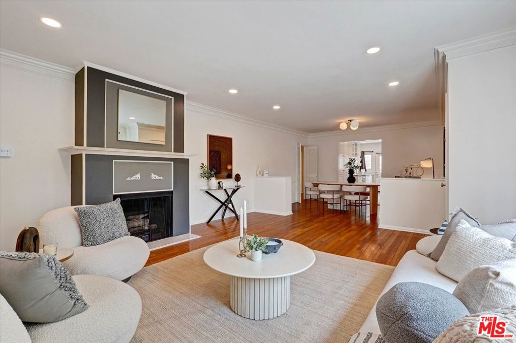 1346 N Crescent Heights Boulevard 1, West Hollywood, CA 90046 — photo 1