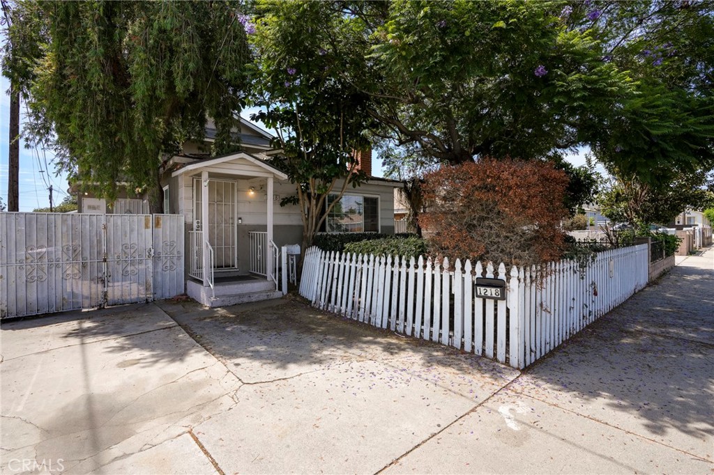 1218 W D Street, Wilmington, CA 90744 — photo 1