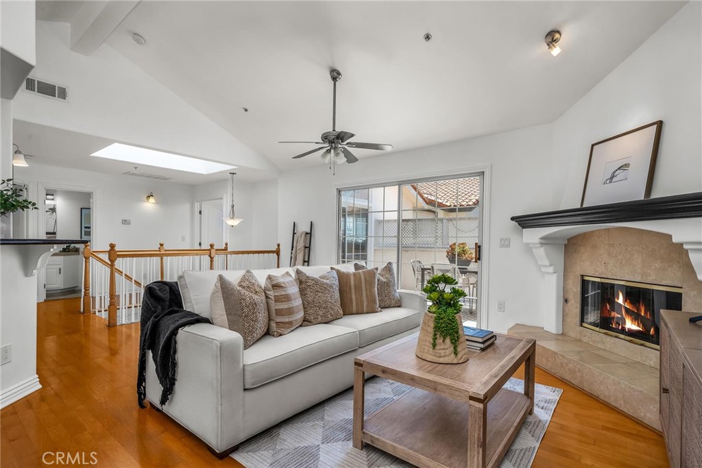 2514 Vanderbilt Lane C, Redondo Beach, CA 90278 — photo 1