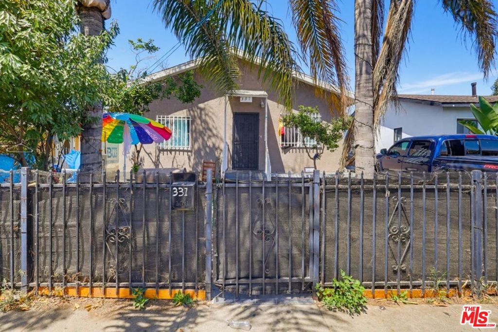 331 W 92nd Street, Los Angeles, CA 90003 — photo 1