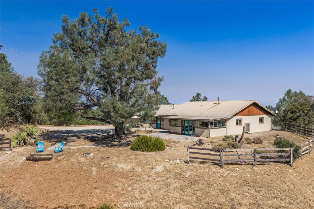 3395 Parkhill Road, Santa Margarita, CA 93453 — photo 1