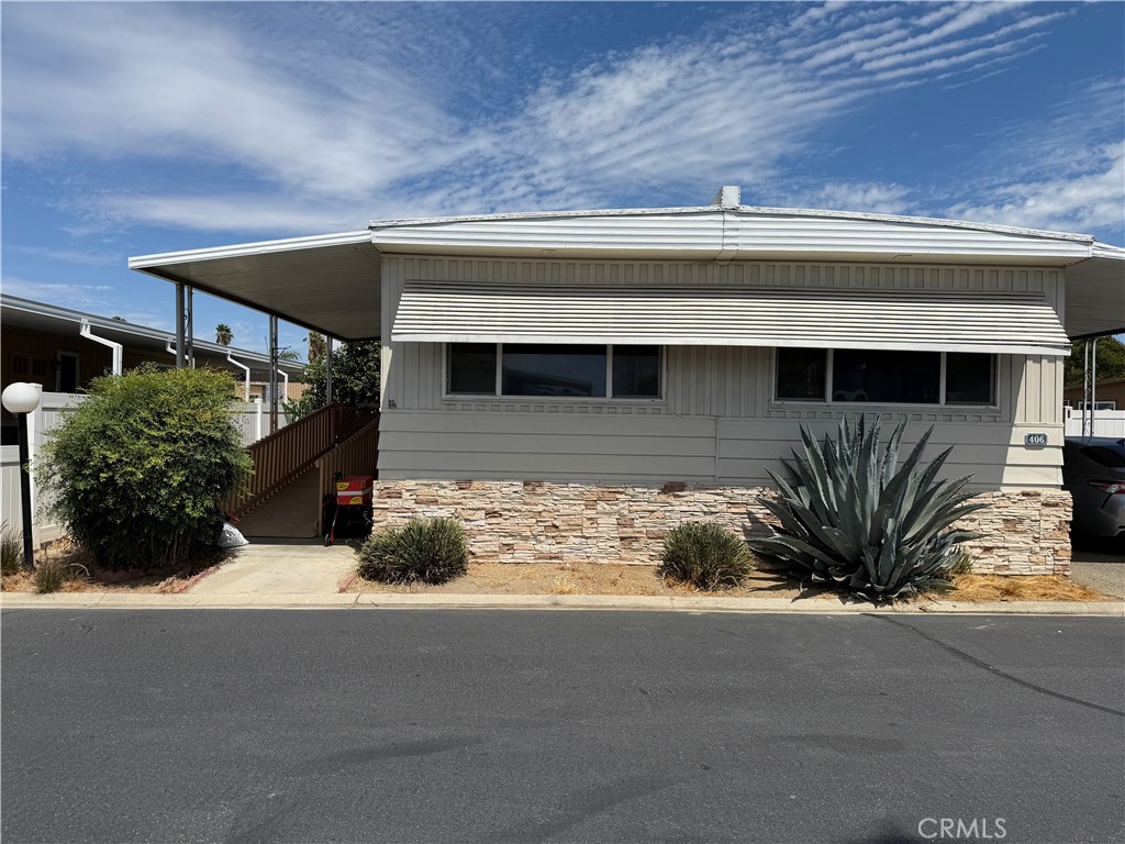 3825 Crestmore 406, Riverside, CA 92509 — photo 1