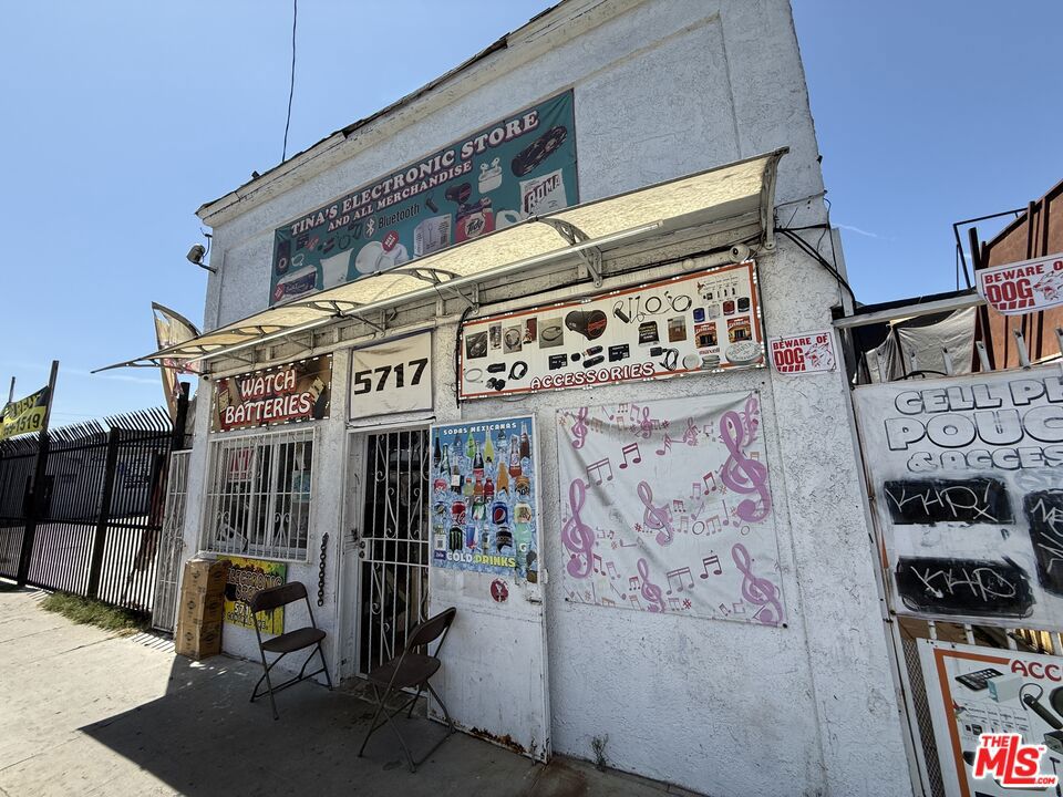 5717 S Central Avenue, Los Angeles, CA 90011 — photo 1