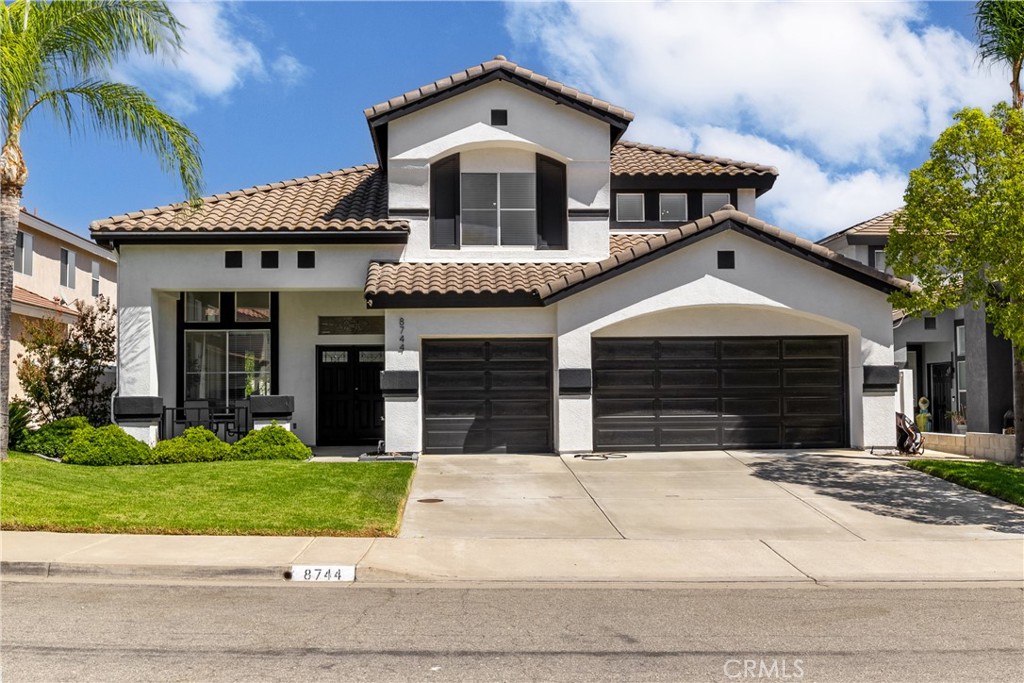 8744 Medford, Riverside, CA 92508 — photo 1