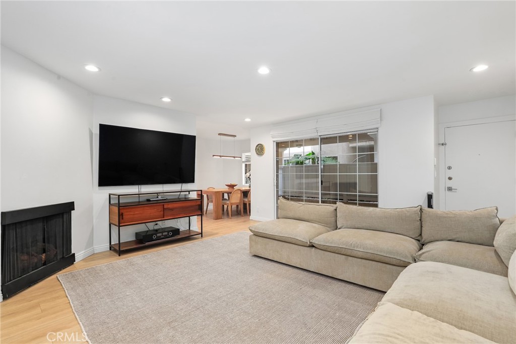 1228 14th Street 103, Santa Monica, CA 90404 — photo 1