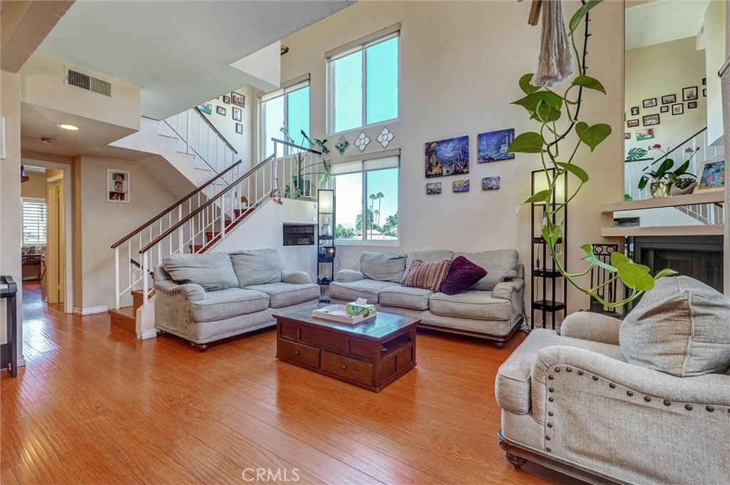 6323 Reseda 1, Reseda, CA 91335 — photo 1