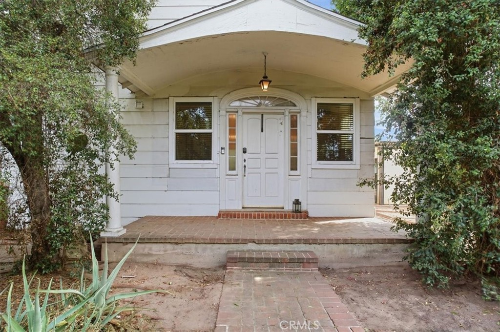 15808 Nordhoff, Los Angeles, CA 91343 — photo 1