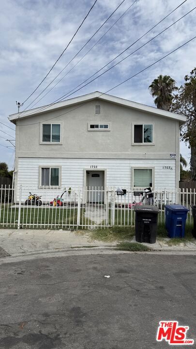 1703 E 67th Street, Los Angeles, CA 90001 — photo 1