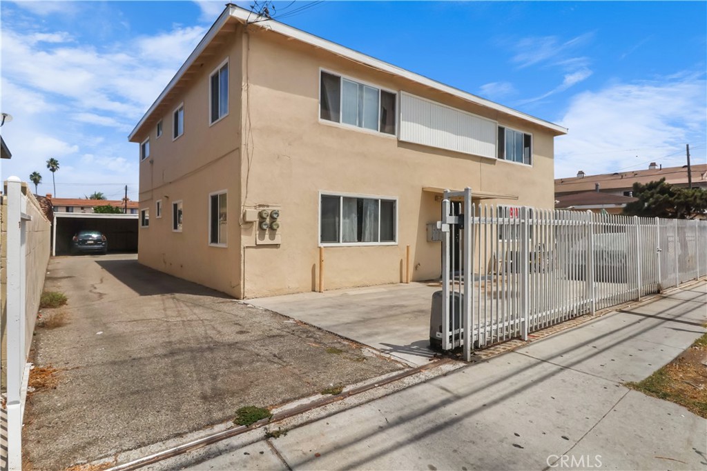 3245 Marine, Gardena, CA 90249 — photo 1