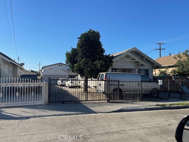 1656 16581 E 61st, Los Angeles, CA 90001 — photo 1