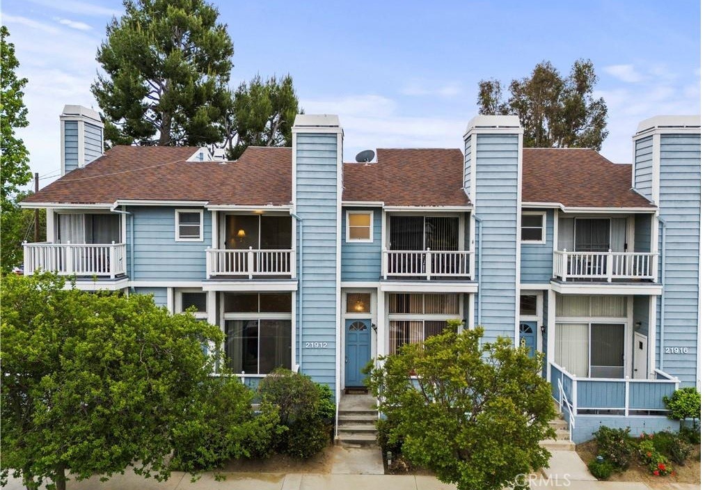 21912 Hiawatha 2, Chatsworth, CA 91311 — photo 1