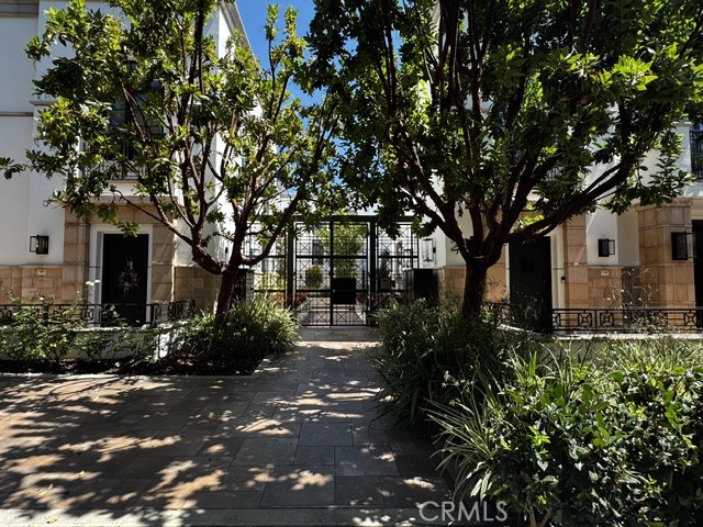 288 S Oakland 103, Pasadena, CA 91101 — photo 1