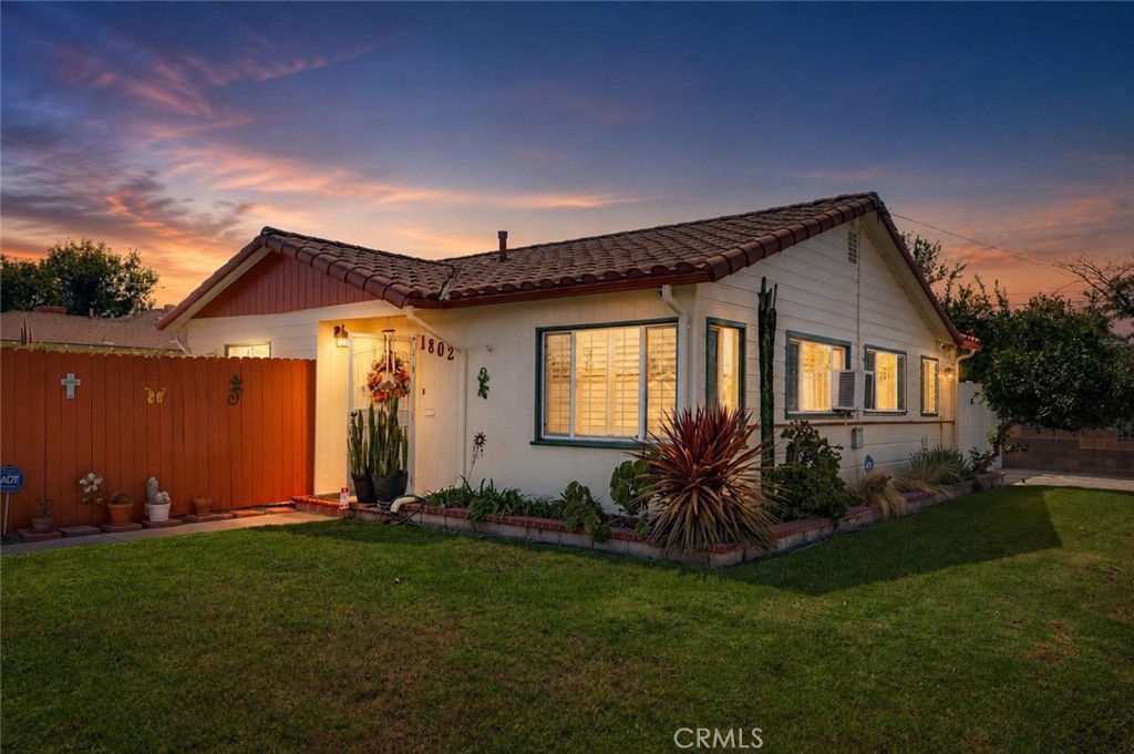 1802 E 53rd, Long Beach, CA 90805 — photo 1
