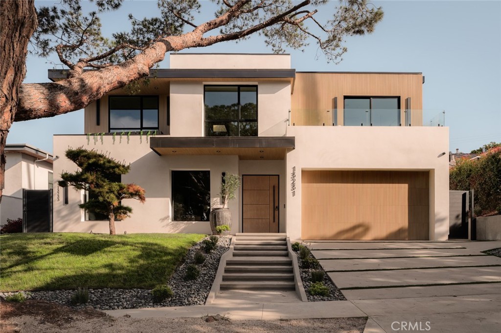 13231 Warren, Los Angeles, CA 90066 — photo 1